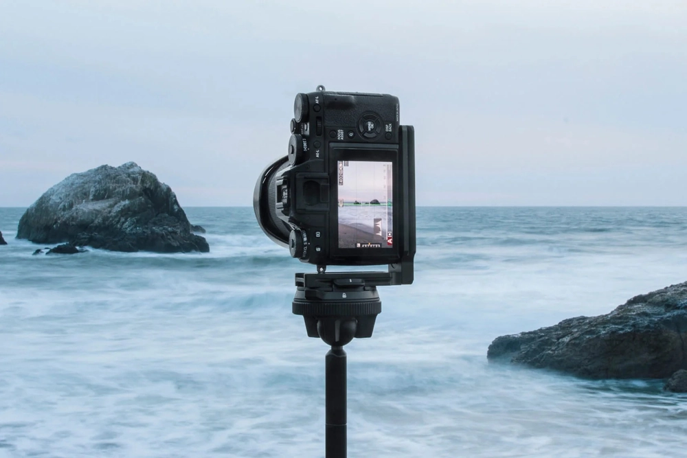 peak-design-aluminyum-travel-tripod-aluminyum-travel-tripod-asimetrik-e-ticaret-gorsel2